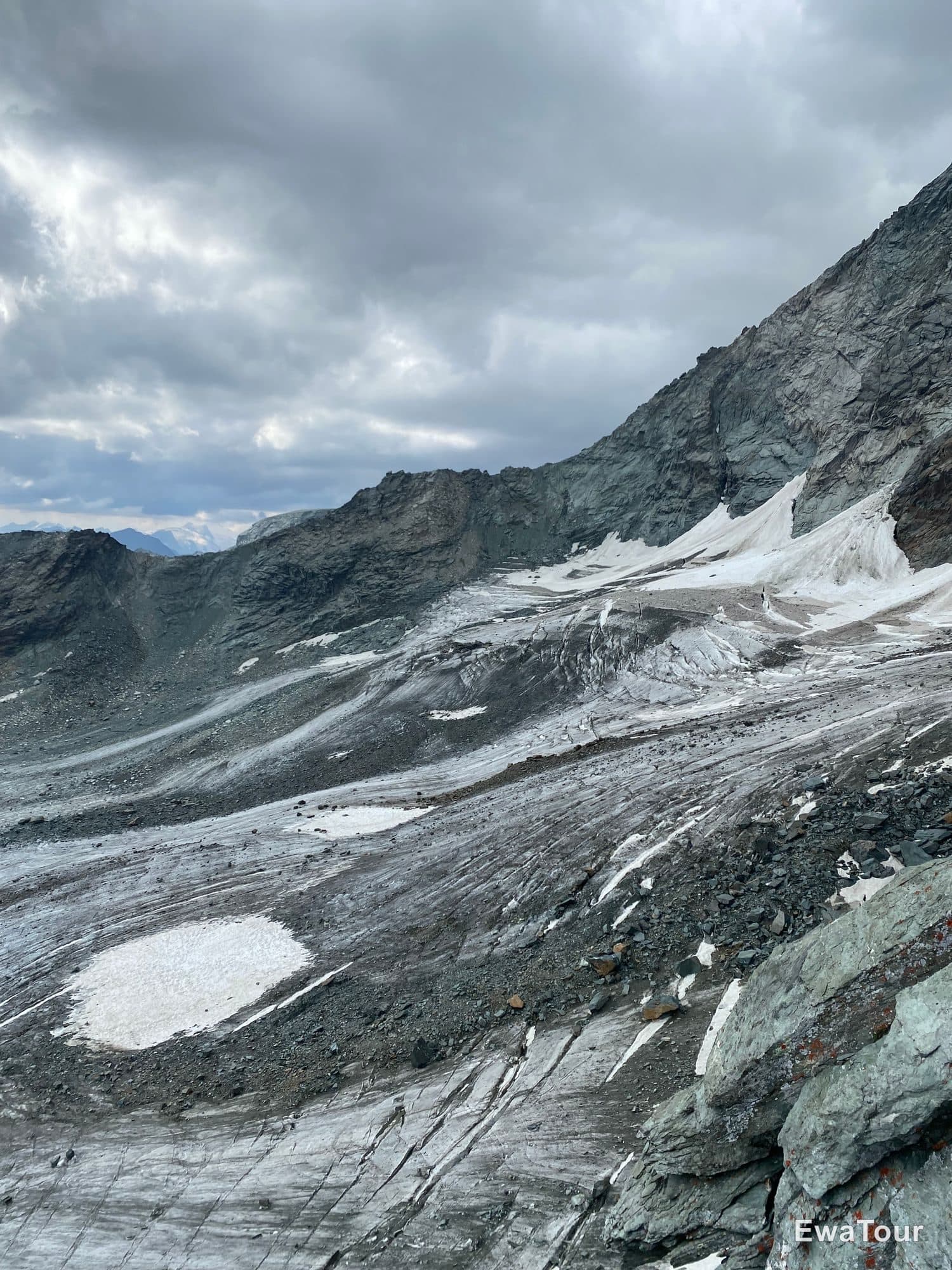 Церматт + Лаутербруннен: кемпінг, via ferrata та Маттерхорн